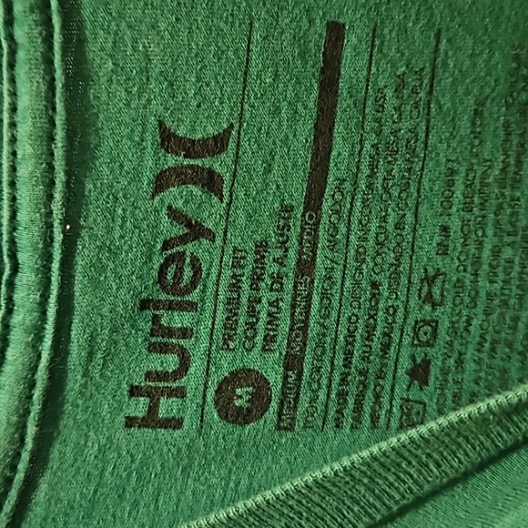 Hurley green tee size M - Picture 3 of 4